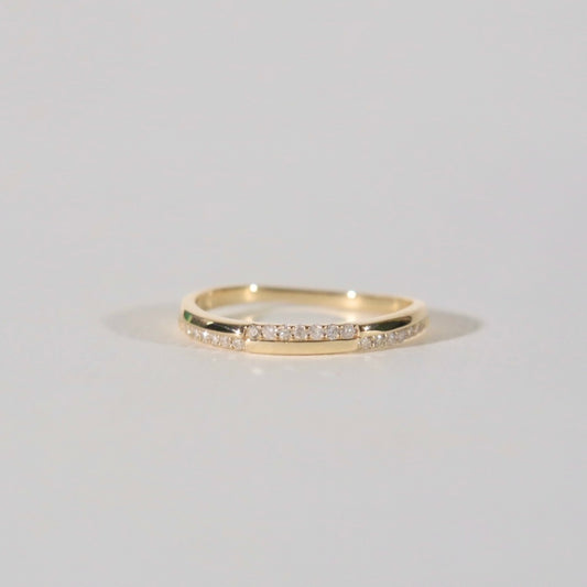 In-between Diamonds Ring