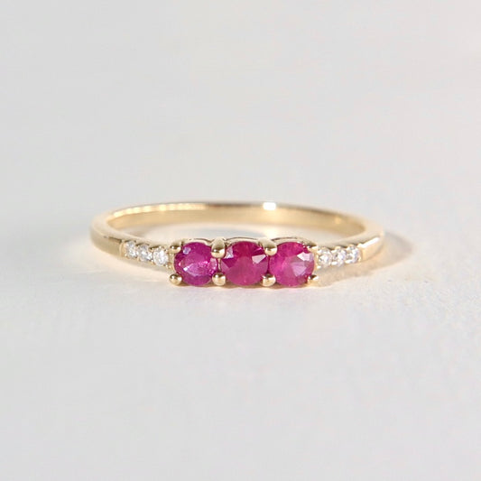 Ruby Kiss Kiss Ring